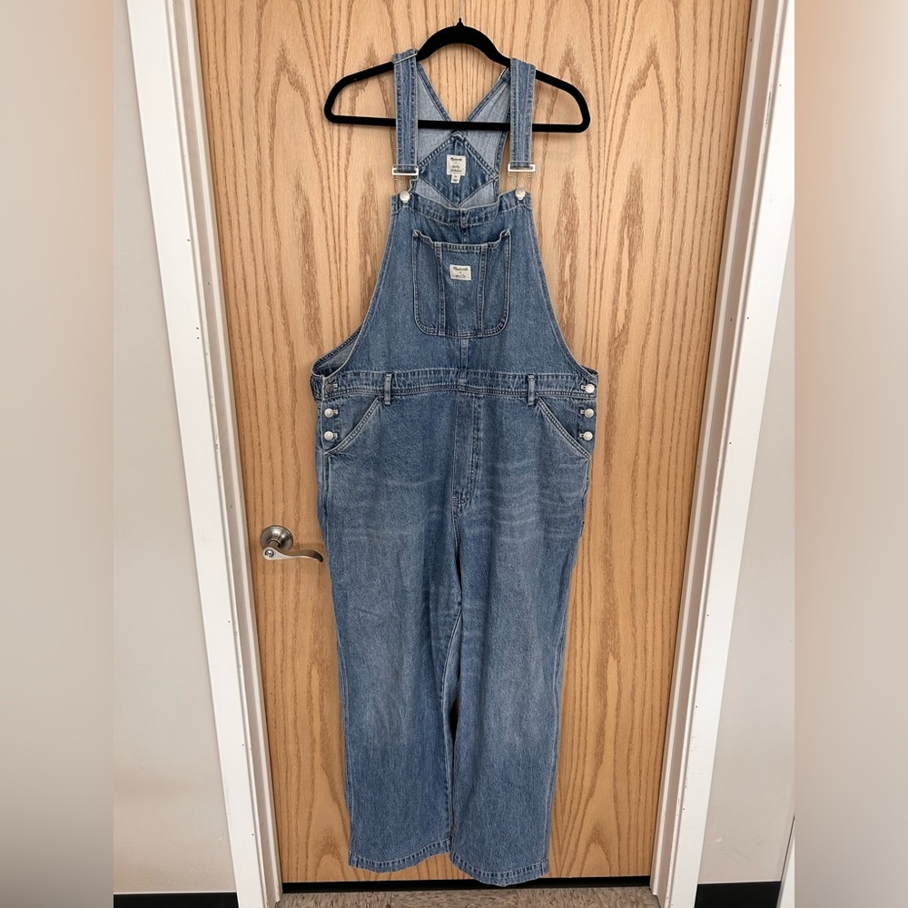 Madewell x Molly Dickson collab carpenter overalls